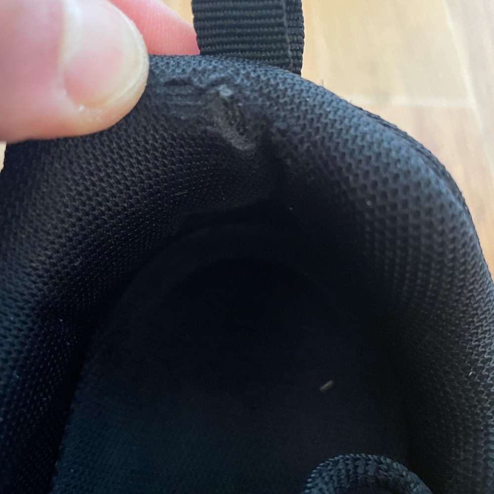 Women’s Propet non-slip sneaker - Picture 5 of 8